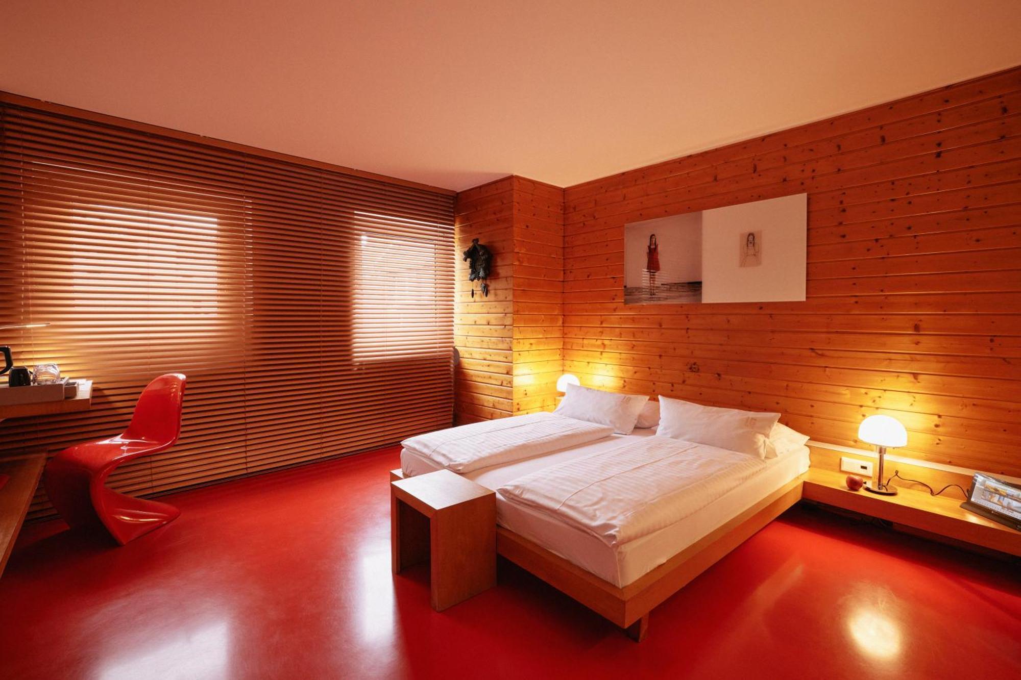 18Arts Hotel - Living In A Gallery! Koln Bagian luar foto